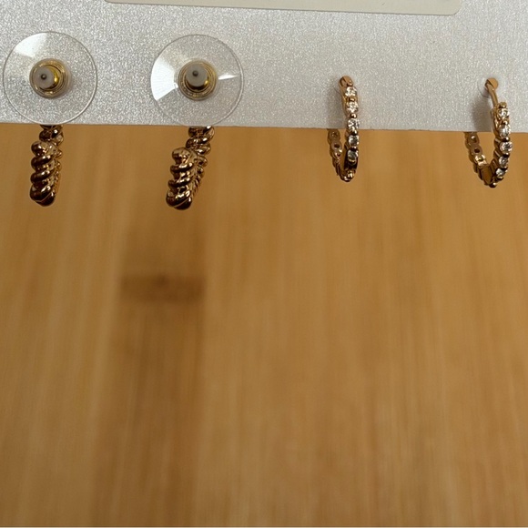 NWT SUGARFIX by BaubleBar Heart Rope Hoop & Crystal Huggie Hoop Earring Set - Picture 3 of 3